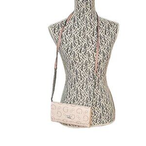 GUESS Women's  Foldover Crossbody Purse Cream/Beige Pockets‎ Lightweight Party